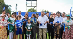 Mulino reinaugura el Estadio Aristocles "Toco" Castillo en Veraguas