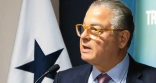 Contraloría investiga planillas "cashback" e instala cámaras biométricas para controlar asistencia