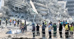 Terremoto de Magnitud 7.7 Golpea Birmania y Tailandia, Causando Pánico y Destrucción