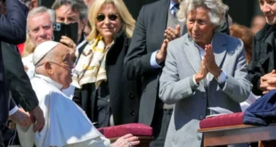 Papa Francisco se recupera gradualmente en Santa Marta tras prolongada hospitalización