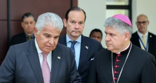 Presidente Mulino Expresa Condolencias por el Fallecimiento del Papa Francisco en la Nunciatura Apostólica
