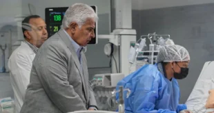 Presidente Mulino Visita a Niña Herida en Protestas y Ofrece Apoyo del Gobierno