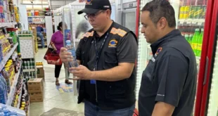Acodeco Vigila Precios Máximos del Agua Embotellada en Azuero Tras Decreto de Emergencia