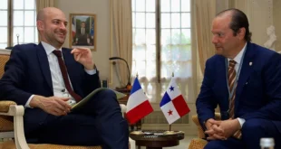 Canciller Martinez-Acha, se reúne con su Homólogo Francés