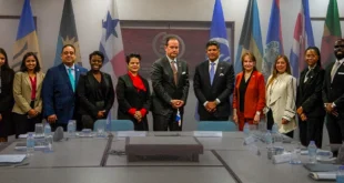 Canciller Martínez-Acha se reúne con secretaria general de la Asociación de Estados del Caribe en Trinidad y Tobago