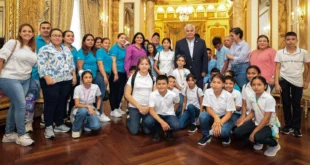 Mulino reconoce a 17 escuelas rurales de Herrera que mantuvieron clases sin interrupción