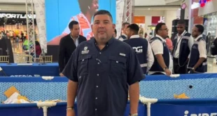 Notario Santos Rudas encargado de dar fe a la Loteria Fiscal