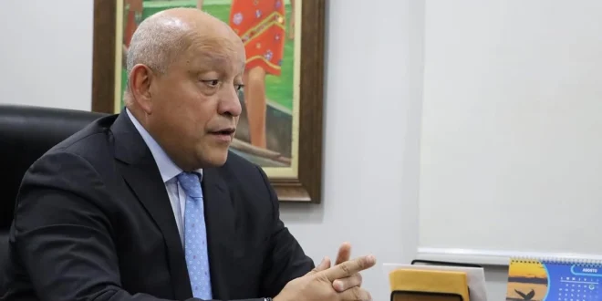 PRD en Crisis: Diputado Adames Exige Cambio Radical de Liderazgo Tras "Catástrofe Electoral"