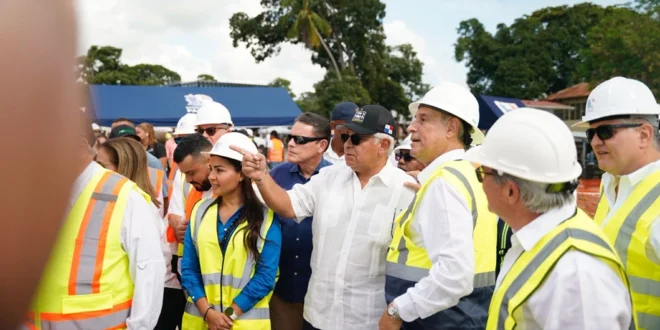 Presidente Mulino Recorre Avances Del Nuevo Muelle Multipropósito En Puerto Armuelles