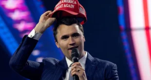 Activista conservador Charlie Kirk, asesinado durante un evento en Utah