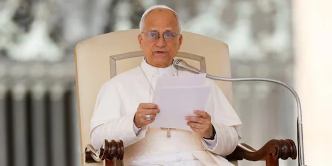 El Papa León XIV denuncia el "éxodo" en Gaza y exige soluciones humanitarias