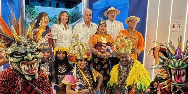 Junto a la Primera Dama, Mulino inaugura el Día Nacional de Panamá en la Expo Osaka