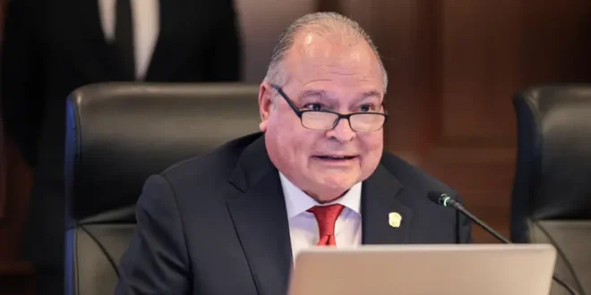 Panamá aprueba proyectos clave de dragado en Los Santos y reparación en la vía Transístmica