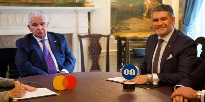 Panamá Digitaliza Becas Escolares: Alianza Caja de Ahorros y Mastercard