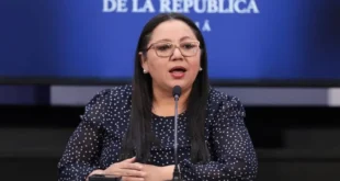 Panamá Impulsa Reforma a la Ley de Carrera Administrativa para Profesionalizar el Servicio Público