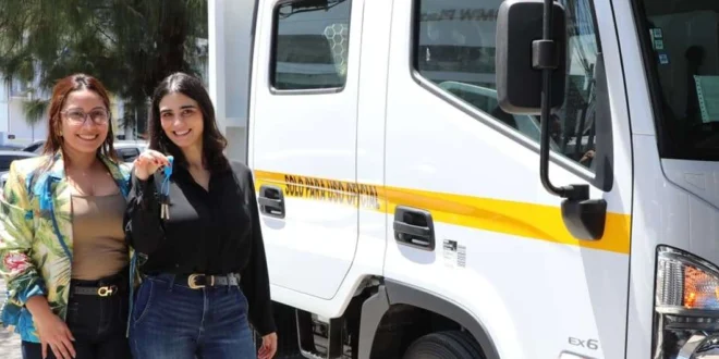 Alcaldía de Panamá entrega vehículo de trabajo a la Junta Comunal de San Francisco