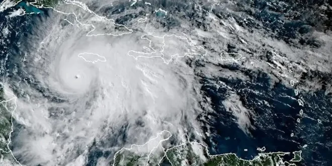 Huracán Melissa Amenaza a 1.5 Millones de Personas en el Caribe: Jamaica en Máxima Alerta