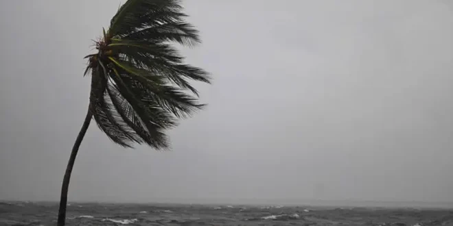 Huracán Melissa de Categoría 5 Azota el Caribe: Jamaica en Alerta Máxima por Inundaciones Catastróficas