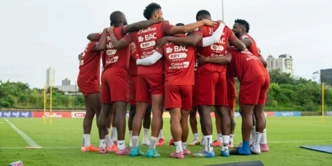 La Selección Mayor intensifica su preparación en el CAR de PANDEPORTES