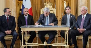 Presidente Mulino sanciona ley que formaliza acuerdo económico con MERCOSUR