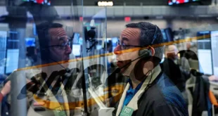 Wall Street Cierra Octubre Cerca de Máximos Históricos Impulsado por Amazon