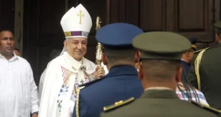 Arzobispo Ulloa insta a los jóvenes a construir su propio 3 de noviembre y a combatir la corrupción