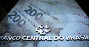 Banco Central de Brasil Mantiene Tasa de Interés en 15% en Medio de Presiones Gubernamentales