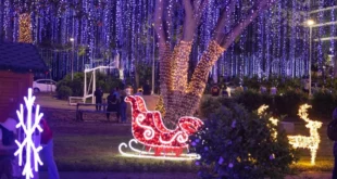 La Alcaldía de Panamá Ilumina la Ciudad con Pruebas del Alumbrado Navideño 'City of Stars'