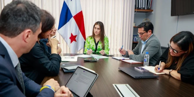 Panamá y el Banco Mundial Impulsan Desarrollo Económico: Inversión y Crecimiento