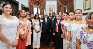 Presidente Mulino participa en Sesión Solemne por los 122 años de la Separación de Panamá de Colombia