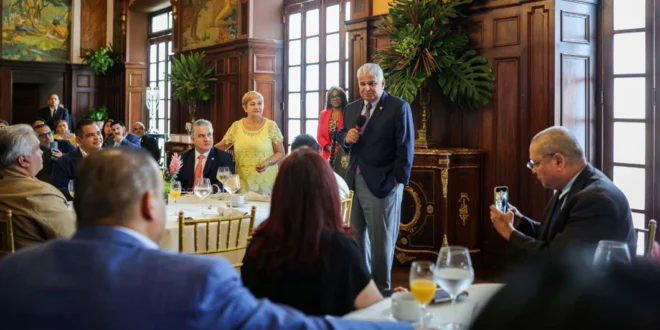 Presidente Mulino: transparencia, seguridad y crecimiento en conversatorio con la prensa