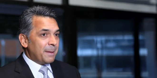 “Tres caídas KO”: Ricardo Lombana insiste en una candidatura que ya muestra desgaste