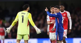 Arsenal vs. Chelsea: Empate caliente y reto de Enzo Fernández a Raya: 'Te espero afuera'