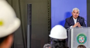 El Presidente José Raúl Mulino informando sobre el crecimiento económico y seguridad en conferencia de prensa.