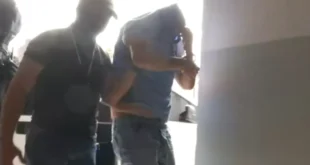 César Caicedo y otros siete detenidos en la Operación Nodriza comparecen esposados ante el juez