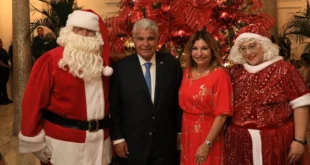 Palacio de las Garzas se llena de luz y esperanza con el encendido navideño encabezado por la pareja presidencial