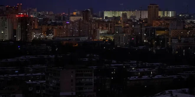 Terror en el invierno: Más de un millón de hogares sin luz tras feroz ataque a Kiev