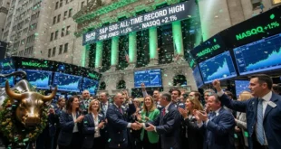Wall Street cierra en verde: el S&P 500 marca un nuevo récord histórico