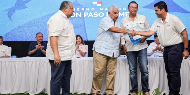 Agua potable para Herrera: Presidente Mulino pone en marcha la rehabilitación total de la planta de Parita