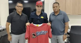 INDIOS de Veraguas recibe patrocinio de Super Carnes; entrega David Virzi