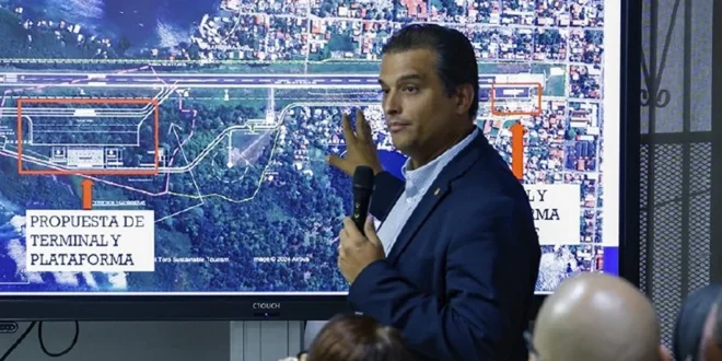 Isla Colón tendrá un Aeropuerto a la Altura, asegura Bárcenas