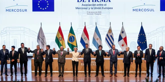 Representantes Mercosur durante la firma del tratado comercial con la Unión Europea.