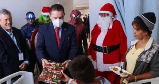 Ministro Frank Abrego: Magia navideña ilumina el Hospital Pediátrico de la Ciudad de la Salud