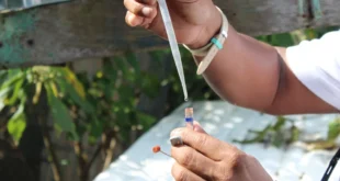 Personal del Minsa realizando labores de prevención y salud comunitaria en Panamá