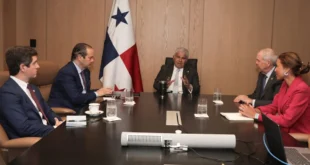 Presidente Mulino en reunión con embajadores panameños para discutir la situación de Venezuela