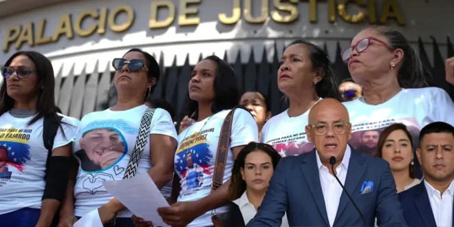 Venezuela inicia excarcelación de presos políticos tras la caída de Maduro