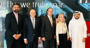 El Canciller Martínez-Acha Vásquez en reunión oficial con directivos de Emirates Airlines en Dubái