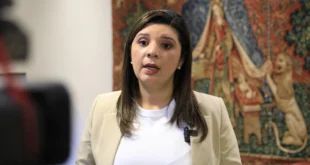 Ministra de Trabajo Jackeline Muñoz