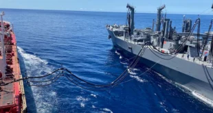 Petrolero escoltado tras incidente con fuerzas navales de Irán en el Estrecho de Ormuz.