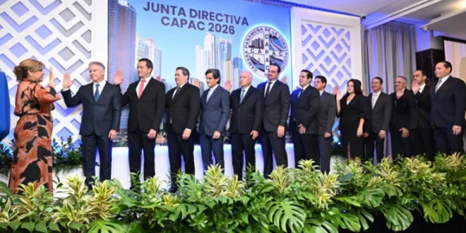 Irene Orillac de Simone en toma de posesión de la Capac